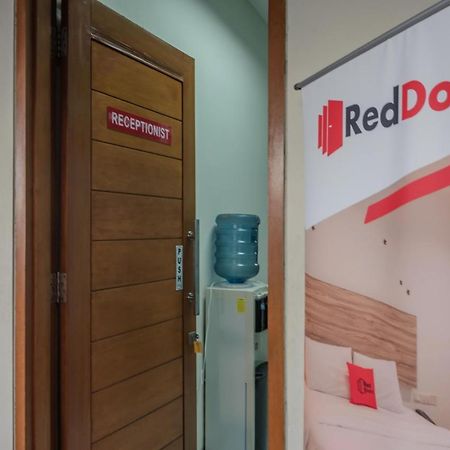 Reddoorz Plus Near Semanggi Jakarta Eksteriør billede