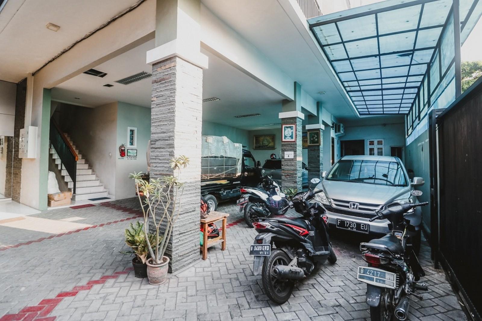 Reddoorz Plus Near Semanggi Jakarta Eksteriør billede